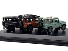 Load image into Gallery viewer, 1:76 Set of 3 Defender 90 SUV Off Road Classic Model Diecast Metal Car
