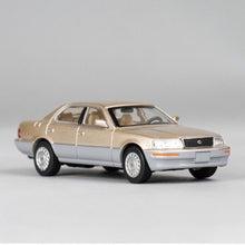 Load image into Gallery viewer, JKM 1:64 Gold LS400 UCF10 Classic Sedan Sports Model Diecast Metal Car New Collection
