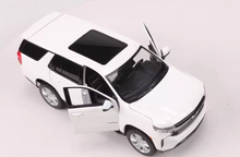Load image into Gallery viewer, Maisto 1:26 White 2021 Chevrolet Tahoe Full Size SUV Model Diecast Metal Car
