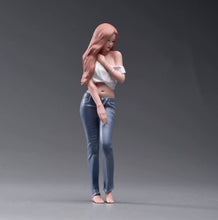 Load image into Gallery viewer, 1:24 Painted Figure Model Miniature Resin Diorama Off Shoulder Top Lady Woman B
