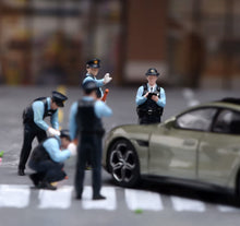 Load image into Gallery viewer, 1:64 Painted Figure Model Miniature Resin Sand Policeman Set Five People Police
