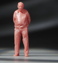 Load image into Gallery viewer, 1:64 Painted Unpainted Figure Model Miniature Resin Diorama Sand The Elderly Man
