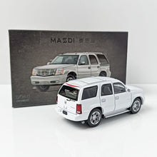 Load image into Gallery viewer, Masdi 1:64 White 2005 Escalade Full Size SUV Sport Model Diecast Metal Car BN
