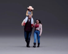Load image into Gallery viewer, 1:64 Painted Figure Model Miniature Resin Diorama Sand Family Dad Mom Girl Set
