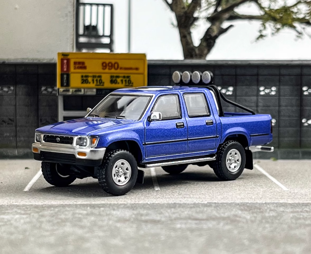 Masdi 1:64 Blue 1994 Hilux LN107 Pickup Cab Truck Model Diecast Metal Car New Collection