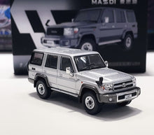 Load image into Gallery viewer, Masdi 1:64 Silver Land Cruiser LC76 ORV SUV Sports Model Diecast Metal Car New Collection
