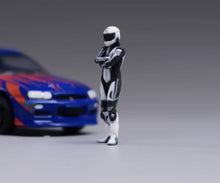 Load image into Gallery viewer, 1:64 Painted Figure Model Miniature Resin Diorama Sand Racer Man Woman Racing
