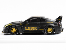 Load image into Gallery viewer, DK 1:64 APA Black Carbon GTR R35 LBWK Sports Model Diecast Metal Car New Collection
