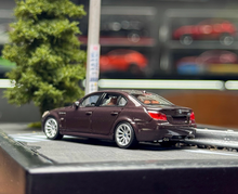 Load image into Gallery viewer, King 1:64 Brown M5 E60 Sedan Sports Model Diecast Metal Car New Collection
