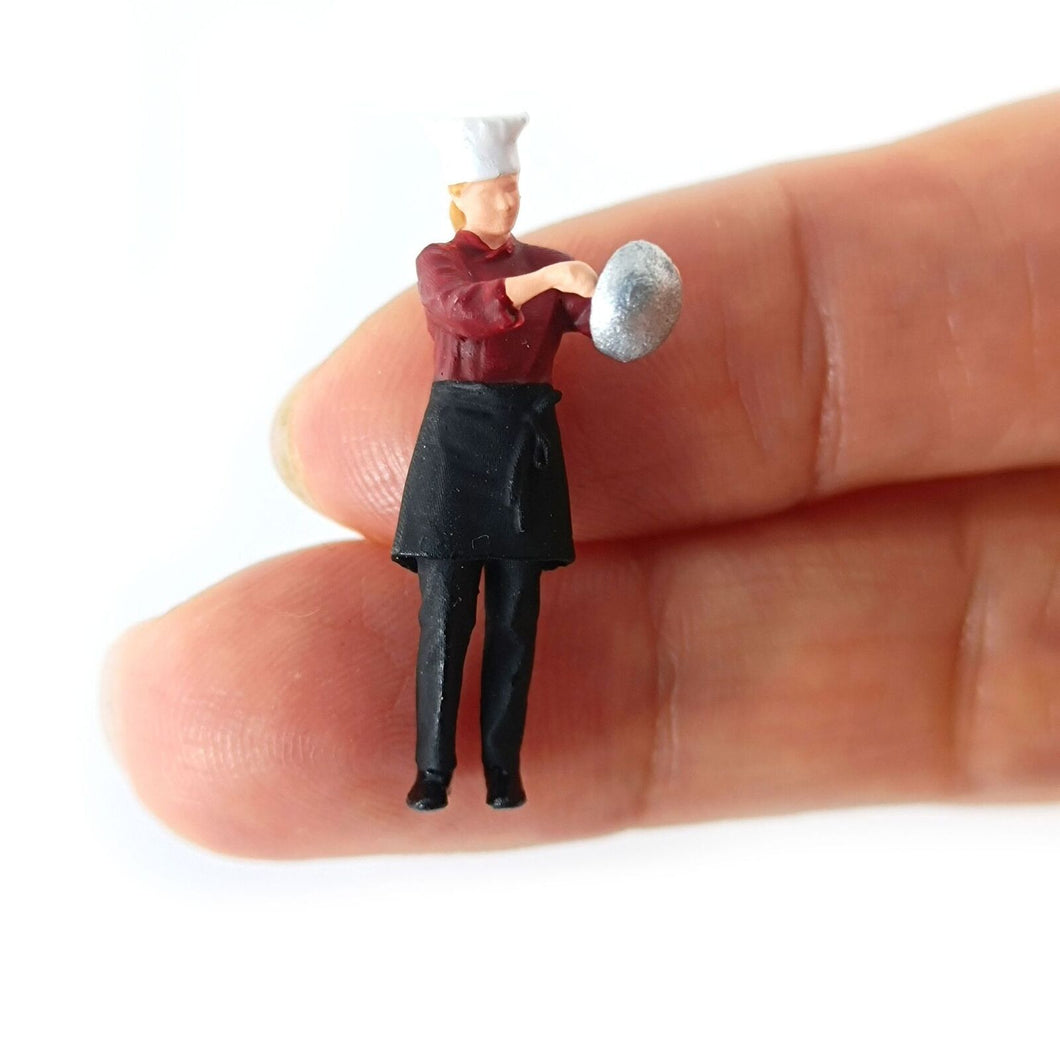 1:64 Painted Figure Mini Model Miniature Resin Diorama Sand Salad Chef Staff Red