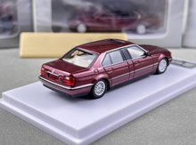 Load image into Gallery viewer, DCM 1:64 Red 1998-01 E38 L7 728il Luxury Sedan Model Diecast Metal Car New Collection
