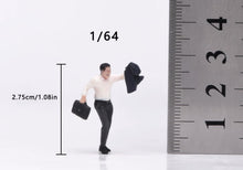 Load image into Gallery viewer, 1:64 Painted Figure Model Miniature Resin Diorama Sand Toy Suit Man Chasing Car

