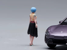 Load image into Gallery viewer, 1:64 Painted Figure Model Miniature Resin Diorama Toy Sand Sexy Girl Lady Beauty
