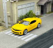 Load image into Gallery viewer, GOC 1:64 Yellow Camaro Coupe SS Sports Model Diecast Metal Car New Collection
