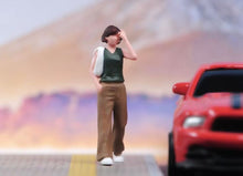 Load image into Gallery viewer, 1:64 Painted Figure Model Miniature Resin Diorama Sand Walking Girl Casual Lady
