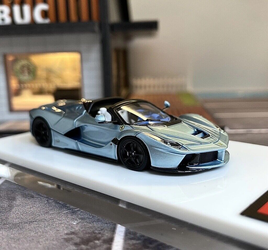 DMH 1:64 Ice Blue Laferrari Aperta Convertible Model Diecast Resin