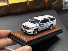 Load image into Gallery viewer, GOC 1:64 HEC White 2015 Suburban US Police K9 SUV Model Diecast Metal Car New Collection
