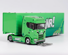 Load image into Gallery viewer, 1:64 Green Scania S730 V8 Enclosed Double Deck Truck Model Diecast Metal Car
