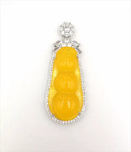 Load image into Gallery viewer, Nature Jade Fortune Beans Pendant Necklace Gift Jewelry charm Blessing Lucky b
