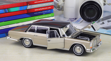 Load image into Gallery viewer, WELLY 1:24 1963 Benz 600 Sedan Classic Vintage Model Diecast Metal Car New
