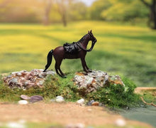 Load image into Gallery viewer, 1:64 Painted Figure Model Miniature Resin Diorama Sand Fine Horse White Brown
