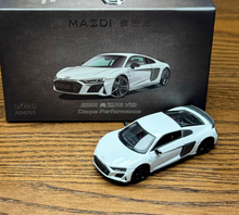 Load image into Gallery viewer, Masdi 1:64 White 2022 R8 V10 Coupe Racing Sports Model Diecast Metal Car New Collection
