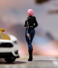 Load image into Gallery viewer, 1:24 Painted Figure Model Miniature Resin Diorama Sand Pinched Waist Girl Beauty

