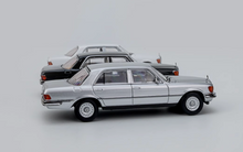 Load image into Gallery viewer, Maxwell 1:64 450SEL W116 Sedan Classic Sport Model Diecast Metal Car New

