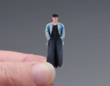 Load image into Gallery viewer, 1:64 Painted Figure Model Miniature Resin Diorama Sand Casual Man Wide-leg Pants
