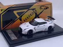 Load image into Gallery viewer, 404Error 1:64 White JDM Skyline GTR R35 LBWK Sport Model Diecast Resin Car New
