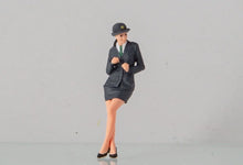 Load image into Gallery viewer, 1:64 Painted Figure Model Miniature Resin Diorama Japanese Police Officers Set
