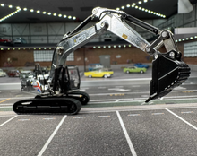 Load image into Gallery viewer, 1:76 Silver JCB Construction Excavator Digger Model Diecast Metal New Collection
