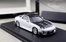 Load image into Gallery viewer, MC 1:64 White Carbon JDM RX-7 FD3S Racing Sports Model Diecast Metal Car New Collection
