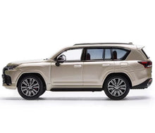 Load image into Gallery viewer, Masdi 1:64 Gold 2022 LX600 Luxury SUV Sports Model Diecast Metal Car New Collection
