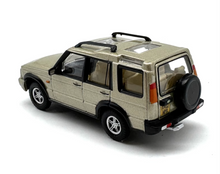 Load image into Gallery viewer, 1:76 Gold Discovery 2 SUV Off Road Vehicle Classic Model Diecast Metal Car New
