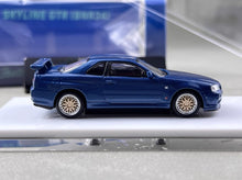 Load image into Gallery viewer, SH 1:64 Blue Carbon Skyline GTR R34 Sports Model Diecast Metal Car New Collection
