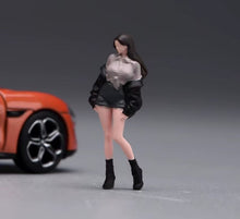 Load image into Gallery viewer, 1:64 Painted Figure Model Miniature Resin Diorama Toy Sand Cool Girl Pretty
