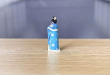 Load image into Gallery viewer, 1:64 Painted Figure Model Miniature Resin Diorama Sand Tang Costume Maid Lady
