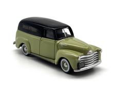 Load image into Gallery viewer, 1:87 Green Mini Van Wagon Delivery Classic Vintage Model Diecast Metal Car

