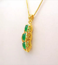 Load image into Gallery viewer, Nature Jade Lucky Beans Pendant Necklace Gift Jewelry charm Blessing Fortune new
