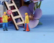 Load image into Gallery viewer, 1:64 Painted Figure Model Miniature Resin Diorama Sand Engineerer Worker Man Set
