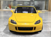 Load image into Gallery viewer, MH 1:18 Yellow JDM S2000 AP2 Sports F22C Engine Model Diecast Metal Car New Collect
