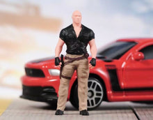 Load image into Gallery viewer, 1:64 Painted Figure Model Miniature Resin Diorama Sand Driver Speed Car Lady Man
