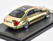 Load image into Gallery viewer, SW 1:64 S-Class S600L W221 Sedan Classic Sports Model Diecast Metal Car New Collection
