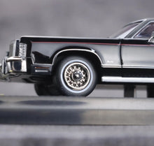 Load image into Gallery viewer, Sunstar 1:64 Black 1979 Lincoln Continental Town Model Diecast Metal Car New Collection
