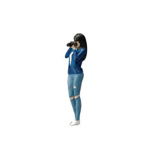 Load image into Gallery viewer, 1:64 Painted Figure Mini Model Miniature Car Scenes Resin Toy Photographer Girl
