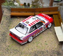 Load image into Gallery viewer, Moke 1:64 1992 Red M3 E30 MK1 #5 DTM Sports Model Diecast Metal Car New Collection
