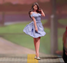 Load image into Gallery viewer, 1:64 Painted Figure Mini Model Miniature Resin Diorama Sand Purple Dress Lady
