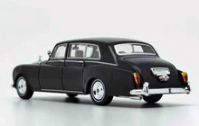 Load image into Gallery viewer, DCM 1:64 Black Phantom VI 6 Classic Vintage Luxury Model Diecast Metal Car New Collection
