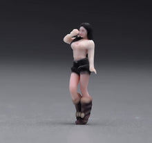 Load image into Gallery viewer, 1:64 Painted Figure Model Miniature Resin Sand Beauty Trendy Lady Boots Girl
